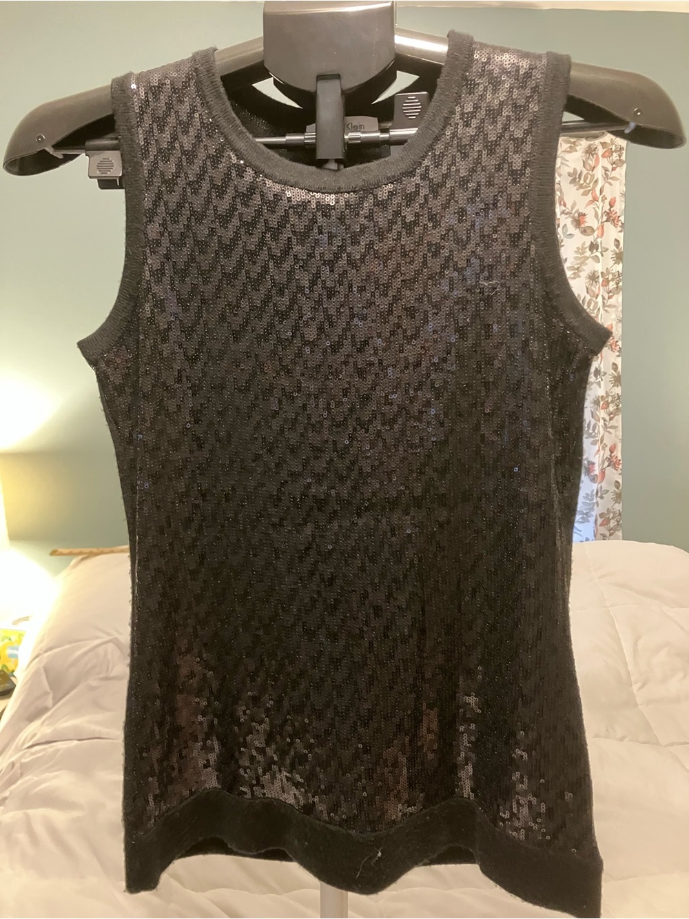 Calvin Klein Black Sequin Sleeveless Top Cocktail Party Blouse